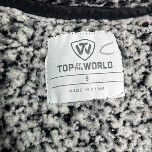 Michigan State Spartans Sherpa 1/4 zip Sweater - Picture 4 of 11